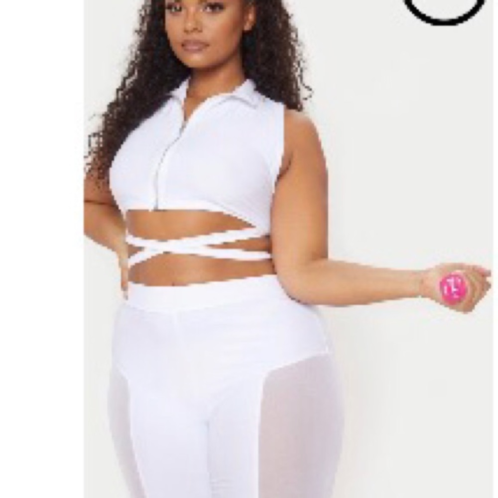 White plus size crop top
